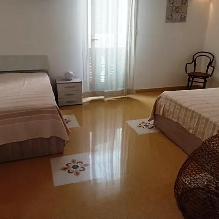 فندق مبيت وإفطار Spillo غالّيبولي